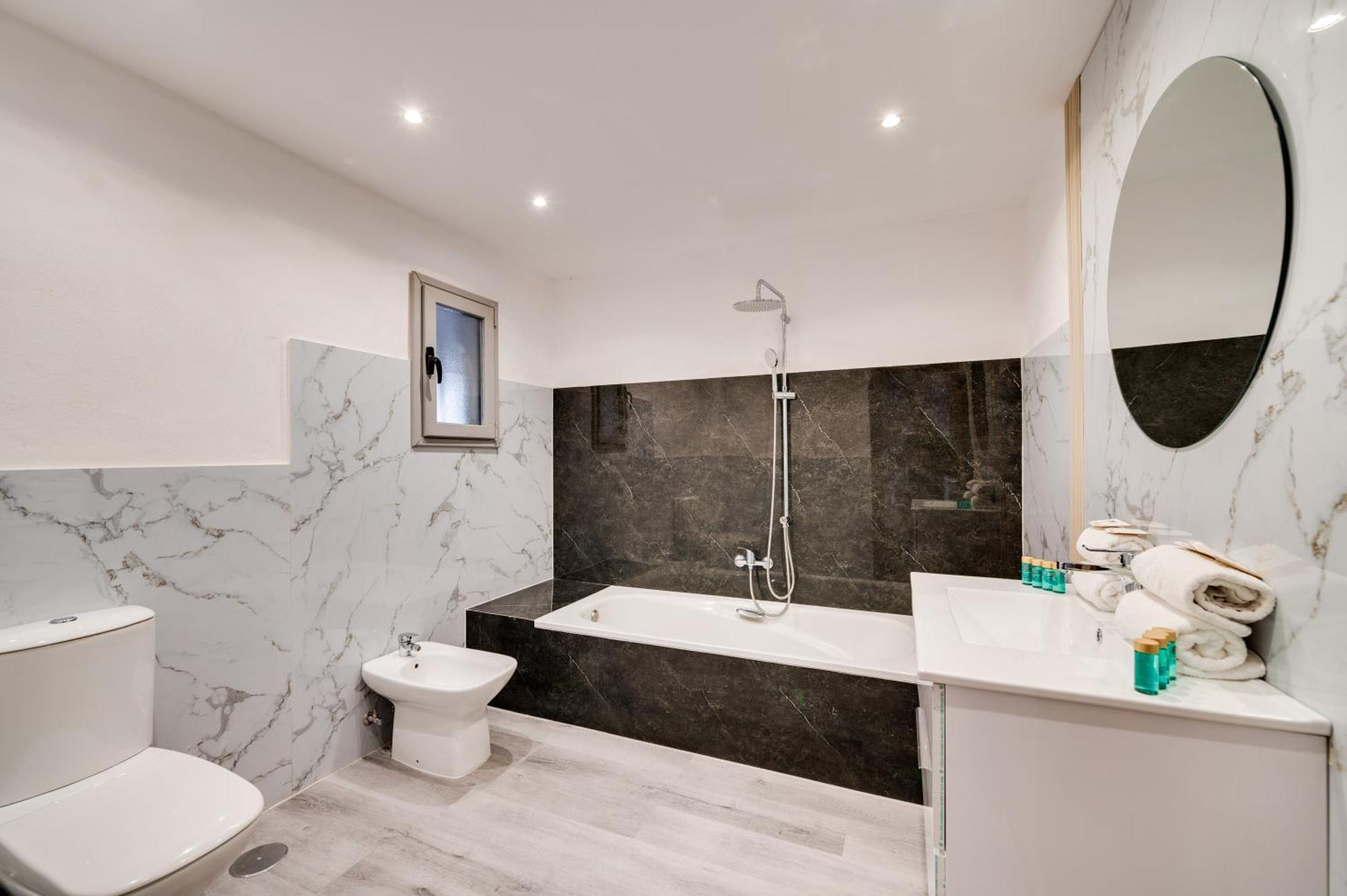 Ferienwohnung Vacation Marbella I Stylish 5Bdr Penthouse, Sea And Marina View Exterior foto