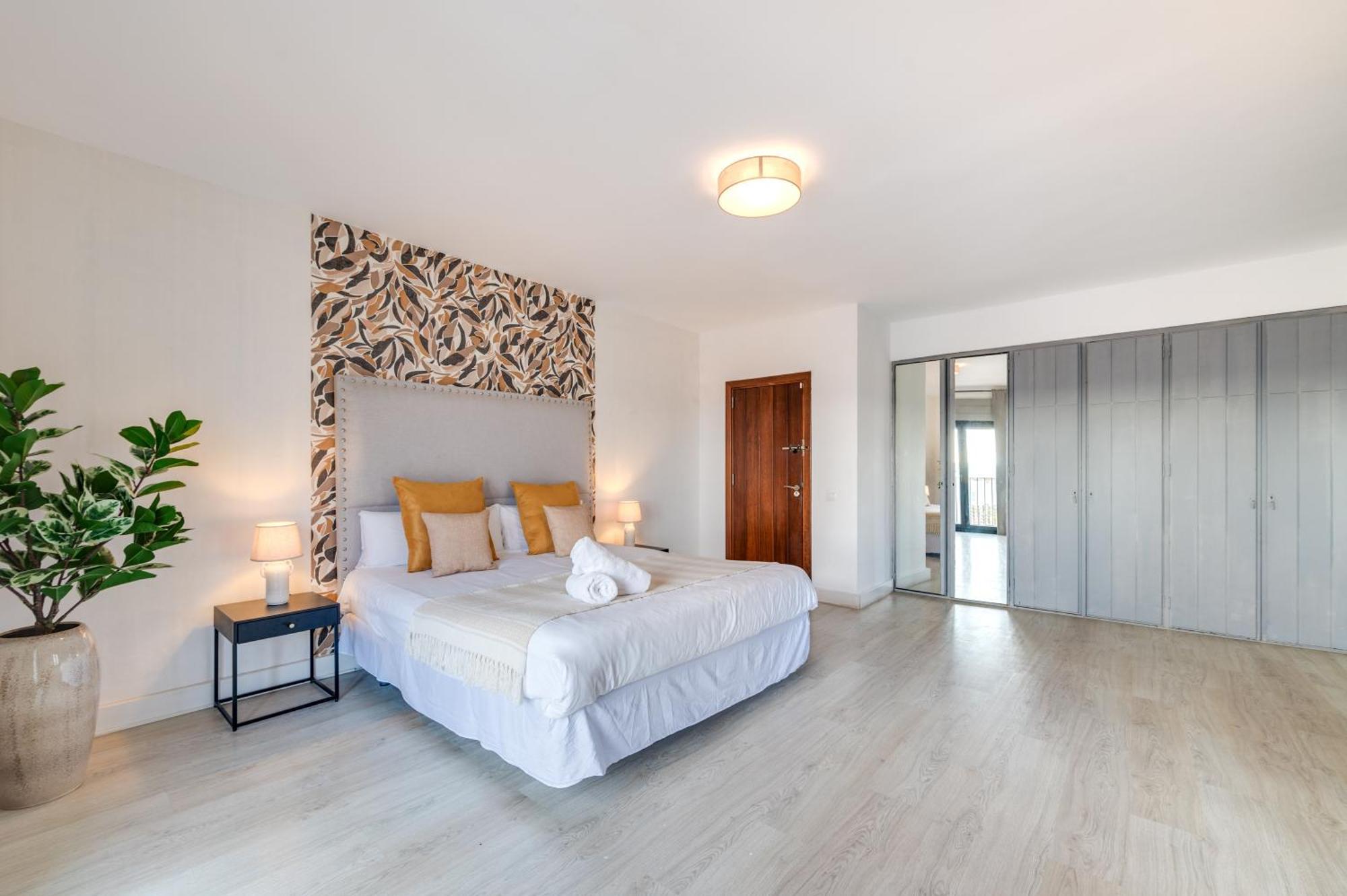 Ferienwohnung Vacation Marbella I Stylish 5Bdr Penthouse, Sea And Marina View Exterior foto